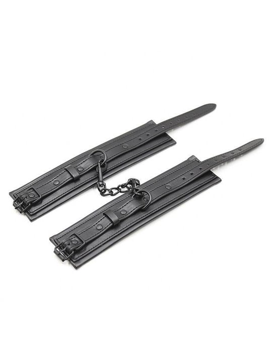 Ohmama Fetish - Wrist Restrictions