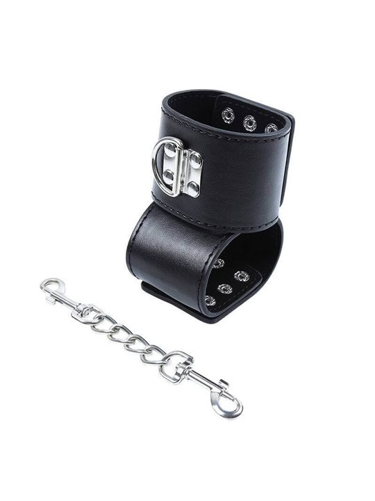 Ohmama Fetish Wrist Restraints Snap Fasten Metal