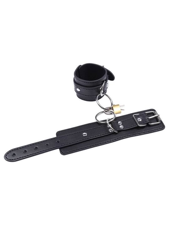 Ohmama Fetish O-Ring Locked Wrist Restraints