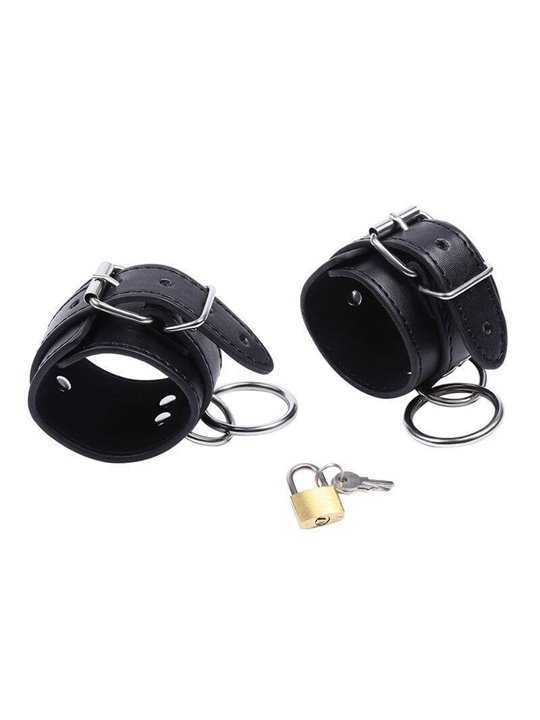 Ohmama Fetish O-Ring Locked Wrist Restraints