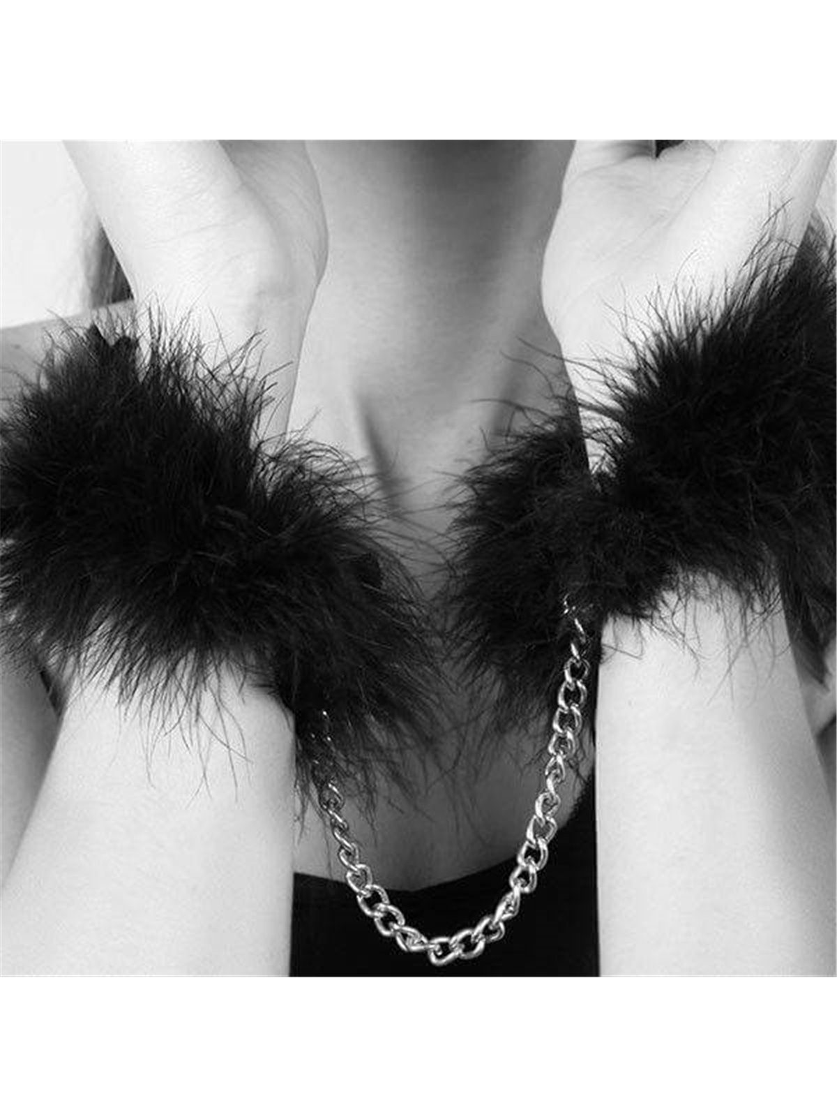 Bijoux - Za Za Zu Feather Handcuffs