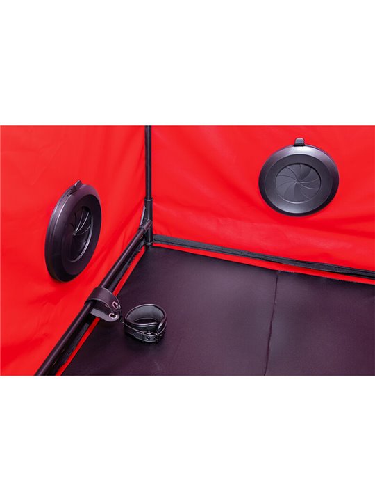 Secret Dome Kink Club Scandale - Cabina Bukkake Nero e Rosso