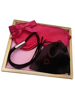 Inedit - Kit Whip Dominatrix